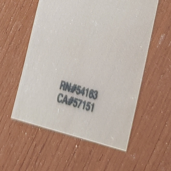 xx GUESS Floral White Abstract Rose Dress Sz 2 EUC - Picture 11 of 11